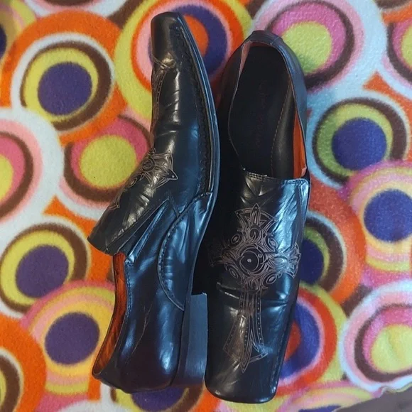 ROBERT WAYNE Black Leather Square Toe ROME Loafers with Etched Cross SZ 13 - Picture 3 of 7